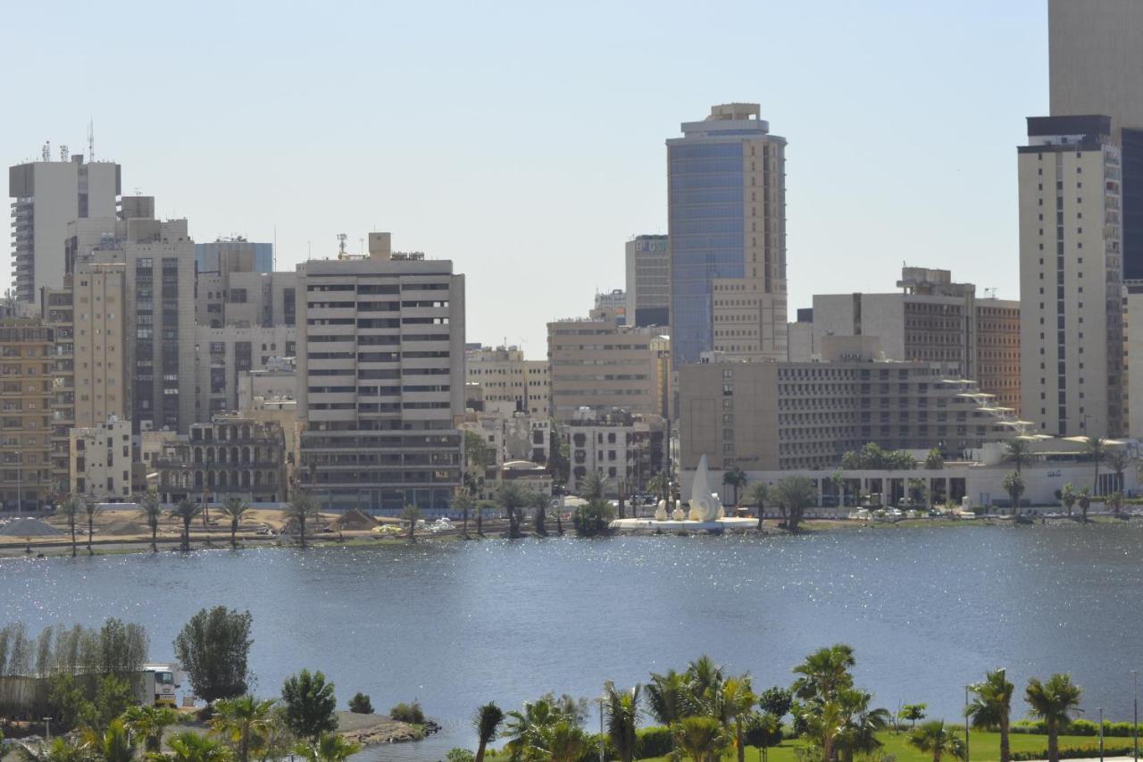 Jeddah Lake Hotel Exterior photo